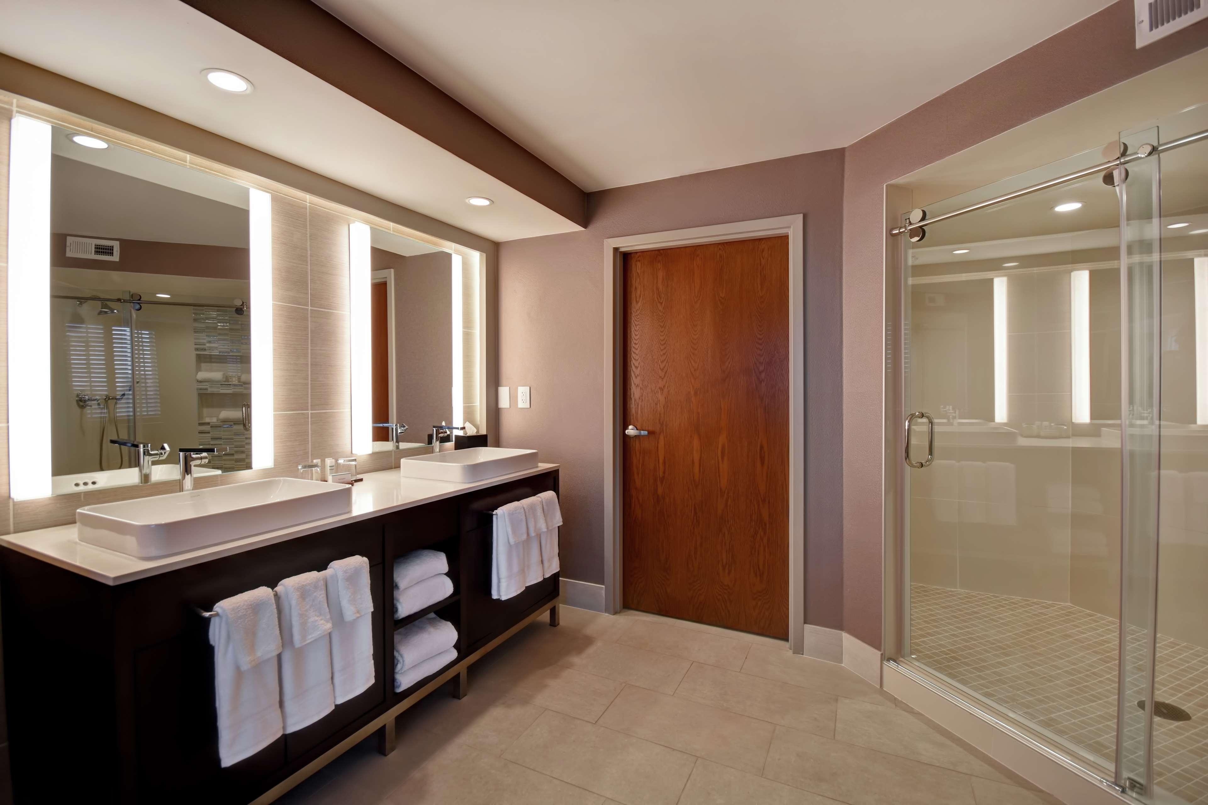 Embassy Suites By Hilton Raleigh Durham Research Triangle Cary Zewnętrze zdjęcie